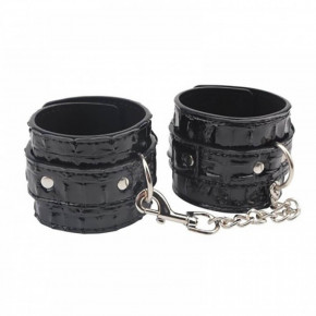 Chisa Novelties | Наручники Behave Luxury Fetish SURRENDER WRIST RESTRAINTS. Цена: 999 грн