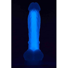 Dream toys | Светящийся фаллоимитатор Dream Toys RADIANT SOFT SILICONE GLOW IN THE DARK DILDO MEDIUM PURPLE. Ціна: 1790 грн