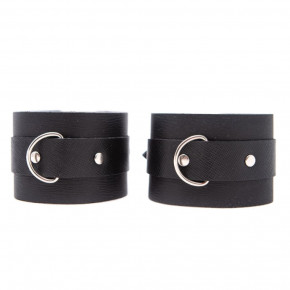 DS Fetish | Кожаные наручники DS Fetish с никелированной пряжкой (без сцепки) черные. Ціна: 795 грн