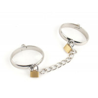 DS Fetish | Оковы на ноги металлические DS Fetish с цепью и замочками. Ціна 1269 грн