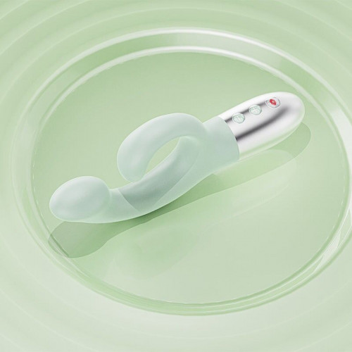 KissToy | Вибратор-кролик для точки G KISTOY Big G Green, изогнутый отросток, автоматический подогрев. Цена 2 659 грн. Фото: 3