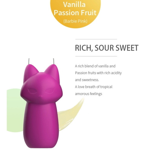 Loveshop | Свеча лисичка низкотемпературная Roomfun Barbie с ароматом ванили и маракуйи, фиолетово-малиновая. Цена 550 грн. Фото: 1