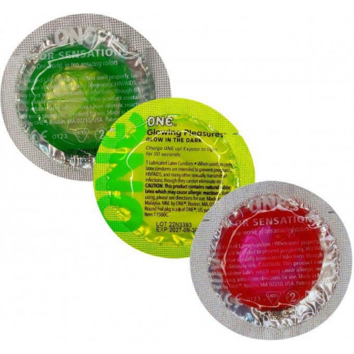 One | Набор латексных презервативов One Color Sensation с силиконовой смазкой зелёного цвета(цена за 5 шт). Цена 225 грн. Фото: 1