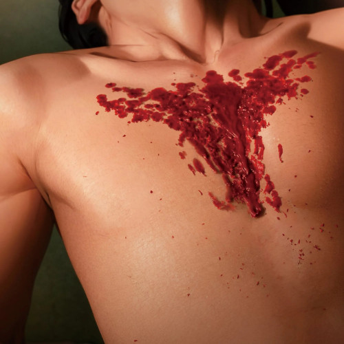 UPKO | Низкотемпературная восковая свеча UPKO DREAMING of GARDEN, красная. Ціна 1765 грн. Фото: 4